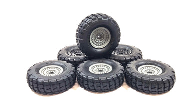 Axial UMG10 6x6 1.9 Military Style Plastic Bead Locks & Tires