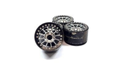 2.2 Aluminum Bead Lock Wheels w/ Hubs