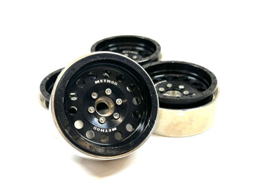 1.9 Vanquish Incision Method 1.9 MR307 Bead Lock Wheels w/ Hubs